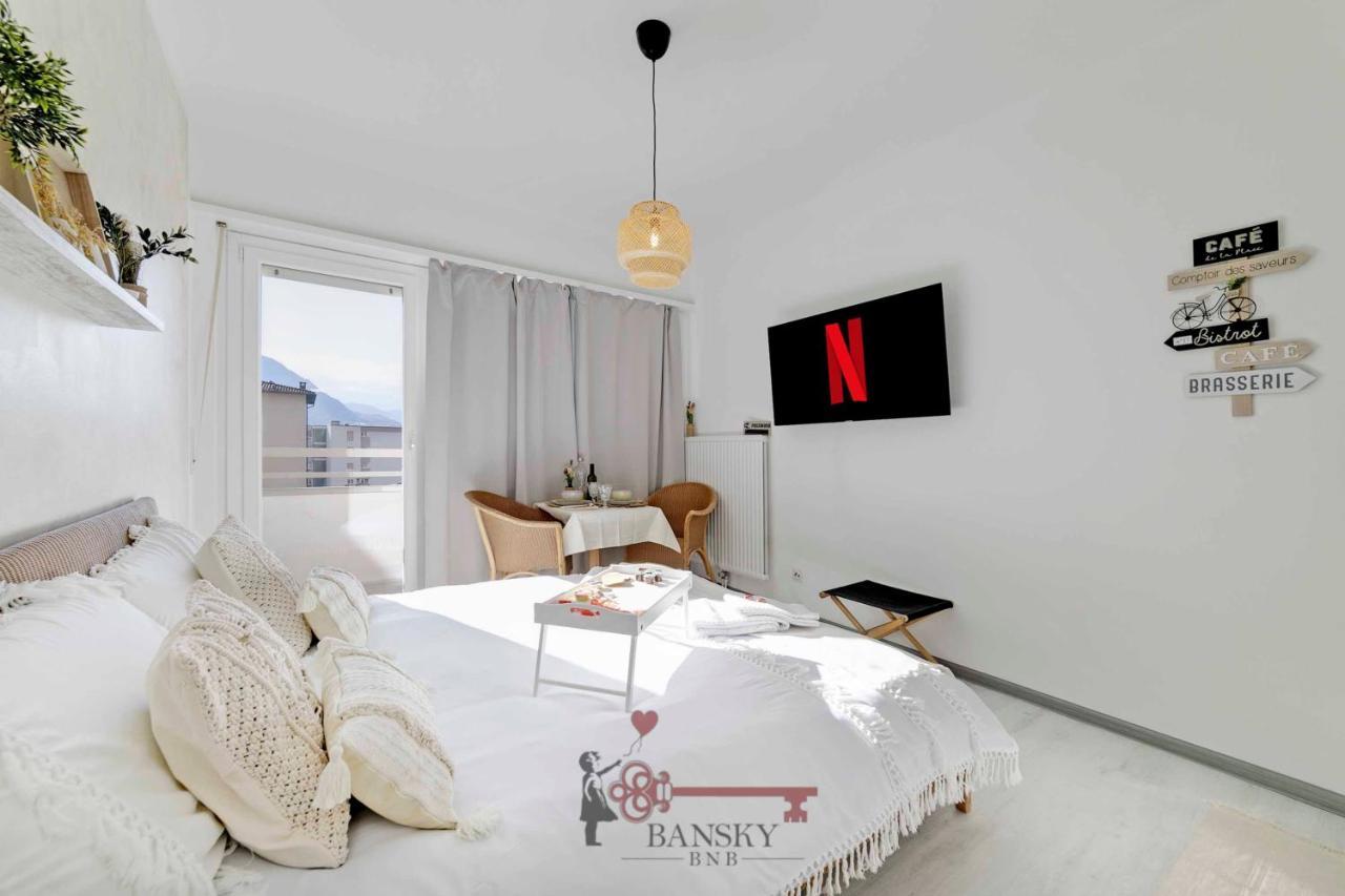 Modern Boho Style Suite In Lugano City -By Easylife Swiss Kültér fotó